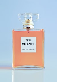 Allure Noir parfum