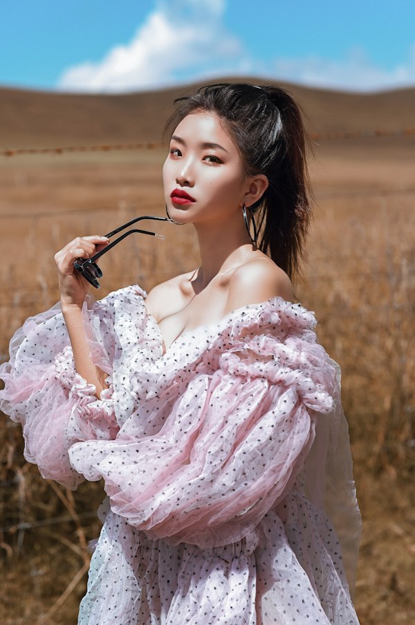 Editorial look